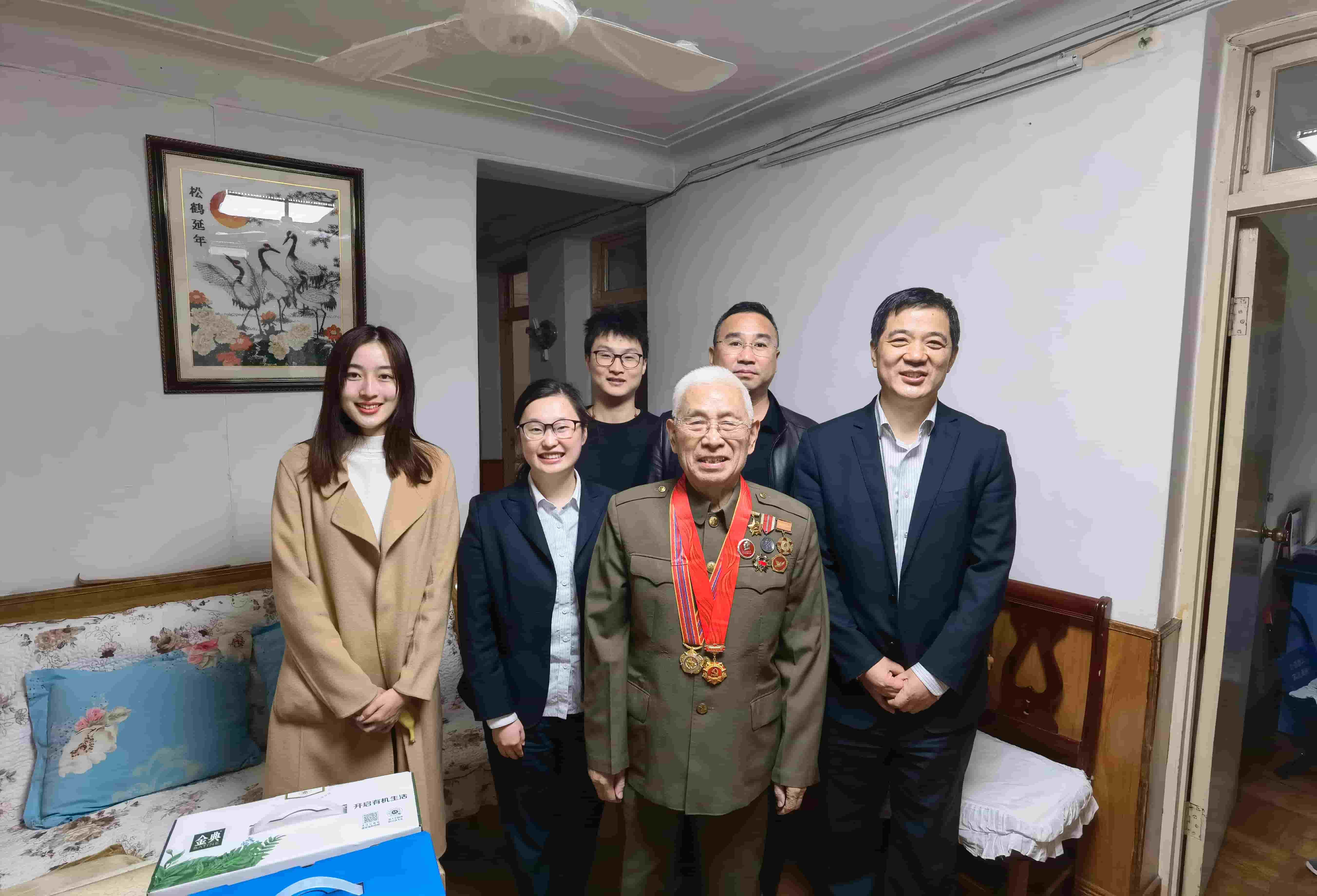 freecompress-2021年11月19日，MK官方网站_MK（中国）联合合肥市军队离退休干部第四干休所党支部，看展“忆党史、悟初心、担使命”主题活动